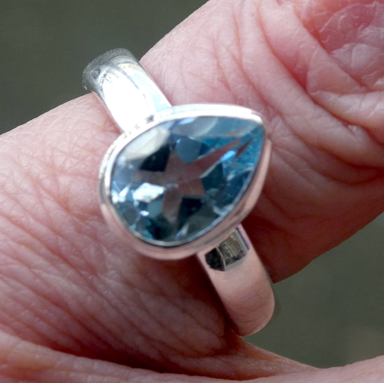 Blue Topaz Ringt | Sparkling Faceted Teardrop | Bright 925 Sterling Silver | Solid Bezel setting | Open Backs | US Size 6.75 | AUS Size N | Genuine Gems from Crystal Heart Melbourne Australia since 1986