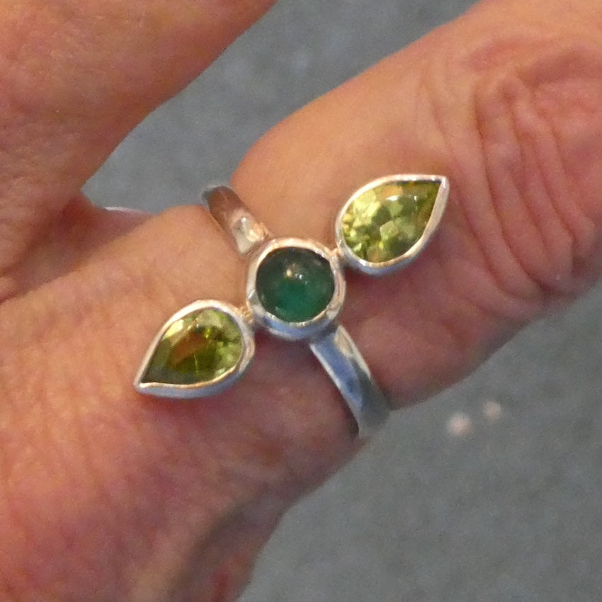 Round Green Onyx between two AA Peridot Teardrops | 925 Sterling silver | Bezel Set with open backs | US size 9 | AUS Size R1/2 |  Leo Stone | Genuine Gems from Crystal Heart Melbourne Australia since 1986