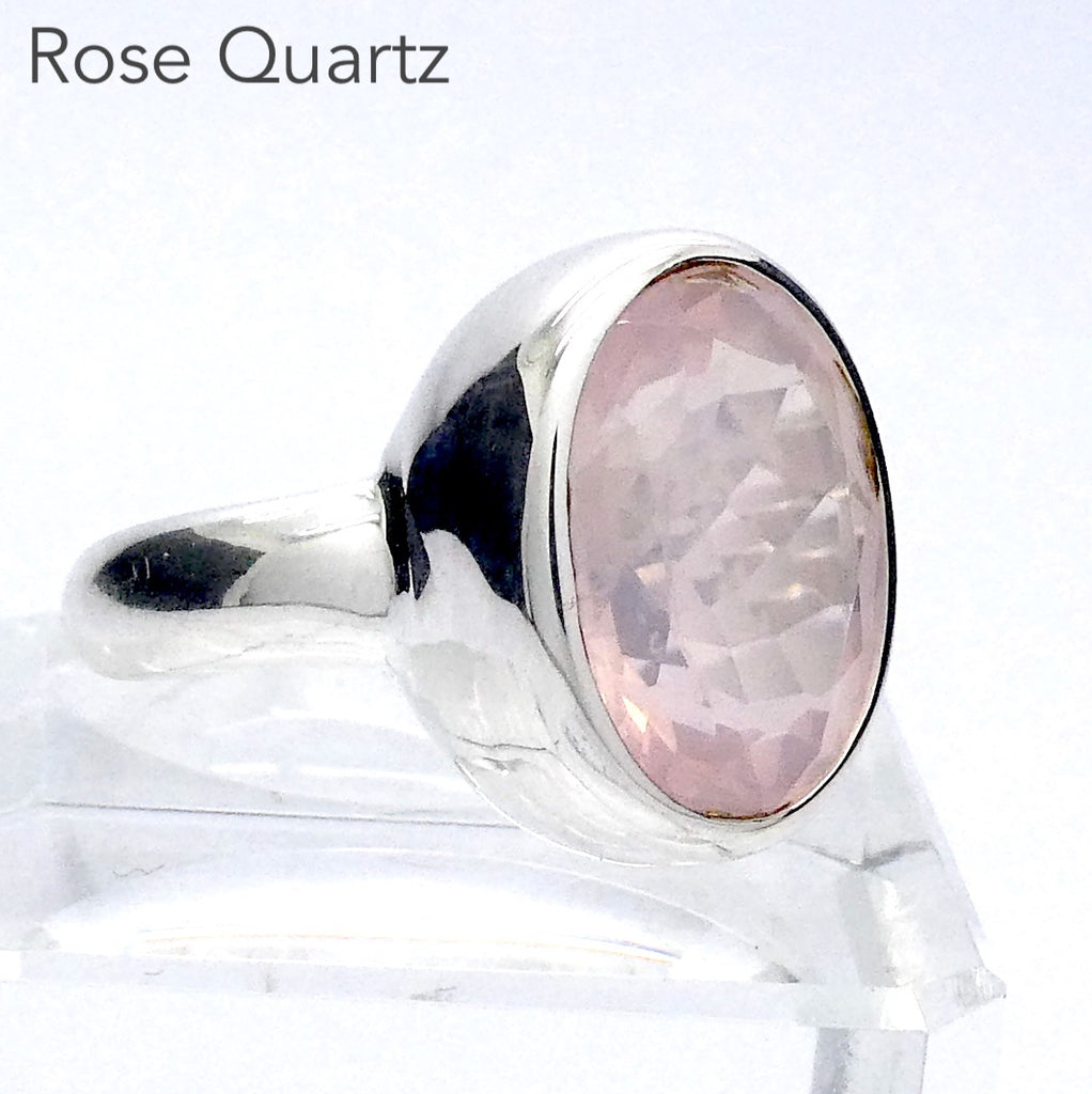 Rose Quartz Gemstone Ring | Faceted Oval | Madagascar Material | 925 Sterling Silver | US Size 7.75 | AUS Size P | Star Stone Taurus Libra  | Genuine Gemstones from Crystal Heart Melbourne since 1986 