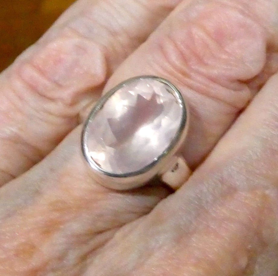 Rose Quartz Gemstone Ring | Faceted Oval | Madagascar Material | 925 Sterling Silver | US Size 7.75 | AUS Size P | Star Stone Taurus Libra  | Genuine Gemstones from Crystal Heart Melbourne since 1986 