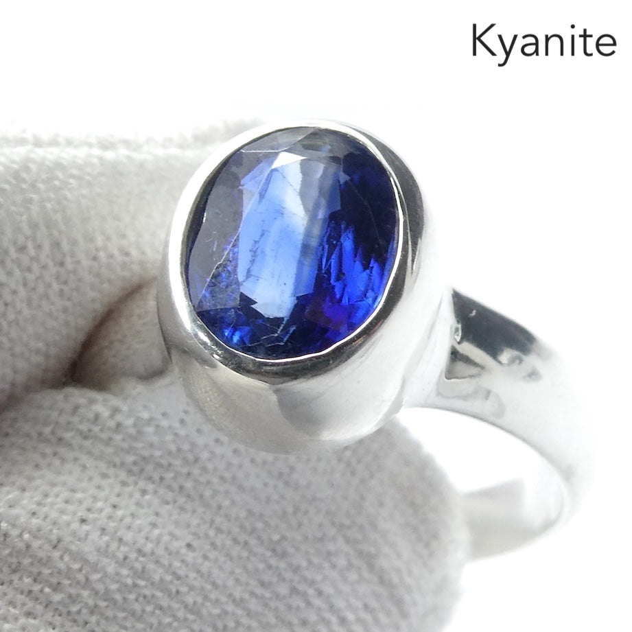 Blue Kyanite Ring | Sapphire Blue | Faceted Oval | 925 Sterling Silver | US Size 8 | AUS Size  P1/2 | Block Negativity | Uplift and protect the Heart | Creative Visualisation |Taurus Libra Aries Gemstone | Genuine Gems from Crystal Heart Melbourne Australia since 1986