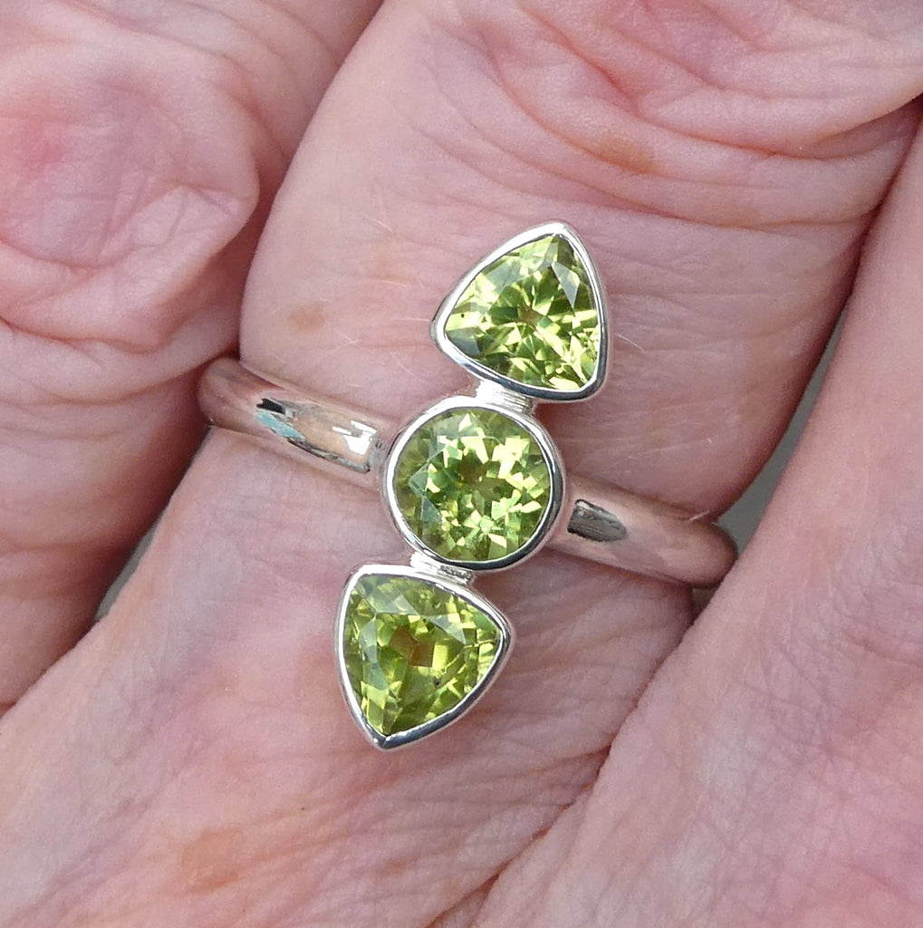 Peridot Ring | Faceted Stones | 925 Sterling Silver| US Size 7.5 | AUS Size O1/2 | Overcome nervous tension | Joyful Heart | Crystal Heart Melbourne est 1986