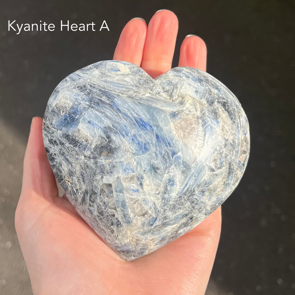 Kyanite | Heart Carving | Meditation & healing | Crystal Heart Melbourne Australia since 1986