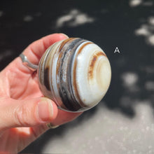 Load image into Gallery viewer, Agate Sphere 002