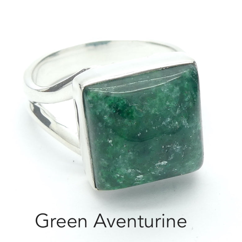 Green stone hot sale rings images