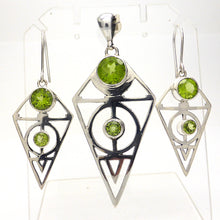 Load image into Gallery viewer, Peridot Earring, Sacred Geometry, 925 Silver kt1